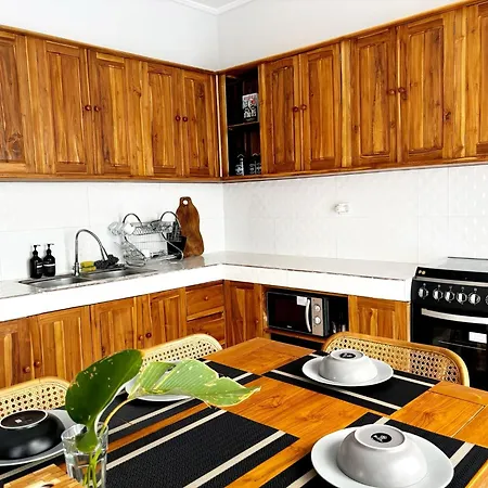 Peaceful Private 4 Bedroom Yy Bali Villa, Jimbaran Nusa Dua, In Central Kuta